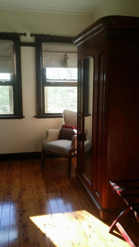 Jenkins Street Guesthouse - Accommodation Main Beach 7