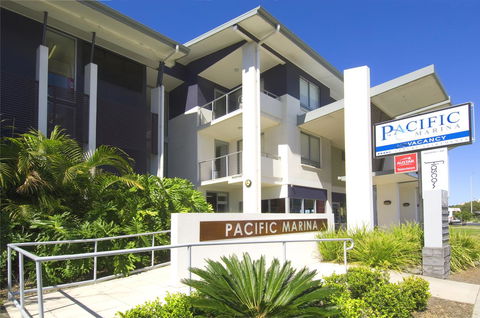 Pacific Marina Apartments - Accommodation Main Beach 0