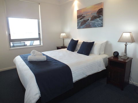 Pacific Marina Apartments - Accommodation Main Beach 41