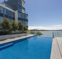 Accommodate Canberra - Lakefront - Accommodation Main Beach