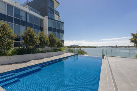 Lakefront 116 Kingston ACT - Accommodation Main Beach 0