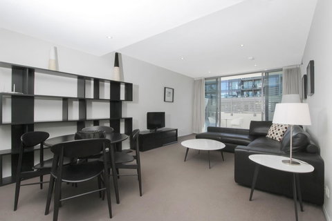 Lakefront 116 Kingston ACT - Accommodation Main Beach 21