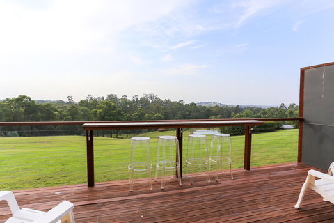 Wine Country Villas - Accommodation Main Beach 25