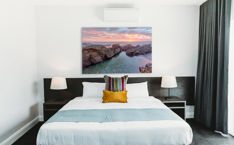 Coniston Hotel Wollongong - Accommodation Main Beach 0