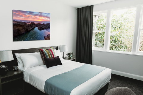 Coniston Hotel Wollongong - Accommodation Main Beach 1
