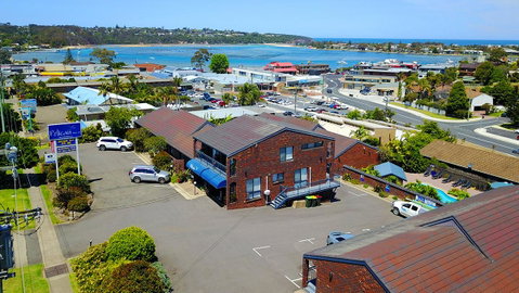 Pelican Motor Inn - Accommodation Main Beach 22