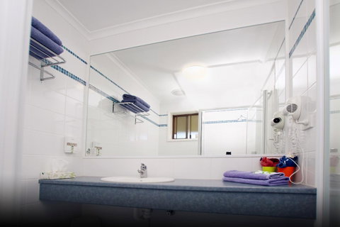 Pelican Motor Inn - Accommodation Main Beach 30