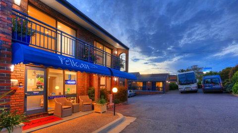 Pelican Motor Inn - Accommodation Main Beach 0