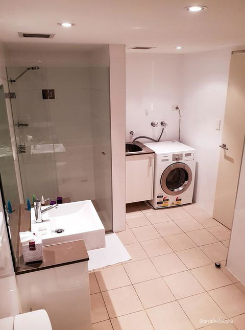 Wentworth Park Apartments - Accommodation Main Beach 3