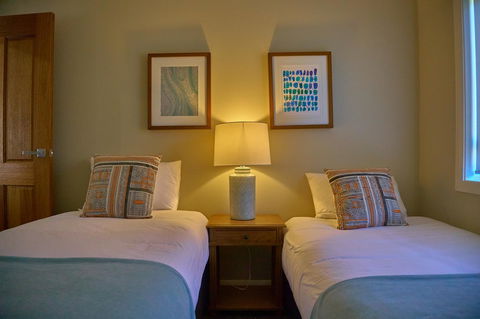 Hunter Oasis - Accommodation Main Beach 21