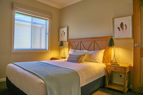 Hunter Oasis - Accommodation Main Beach 39