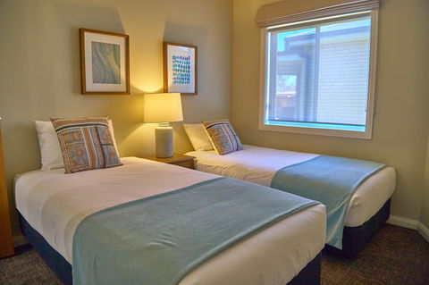 Hunter Oasis - Accommodation Main Beach 22