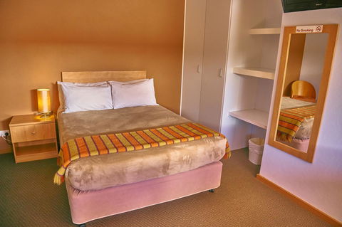 Hunter Oasis - Accommodation Main Beach 31