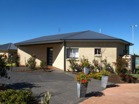 Hunter Oasis - Accommodation Main Beach 8