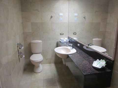 Best Western Plus Goulburn - Accommodation Main Beach 14