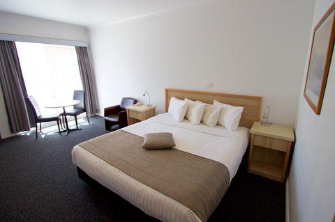 Albury Paddlesteamer Motel - Accommodation Main Beach 30