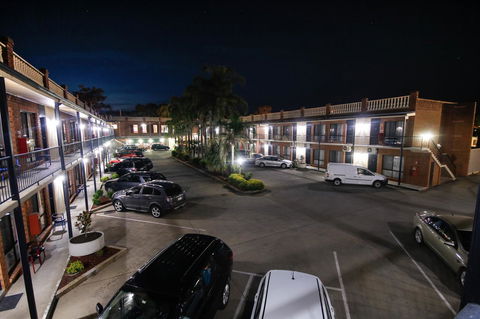 Albury Paddlesteamer Motel - Accommodation Main Beach 10