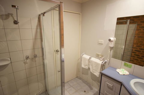 Albury Paddlesteamer Motel - Accommodation Main Beach 24