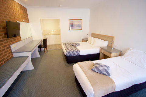 Albury Paddlesteamer Motel - Accommodation Main Beach 20