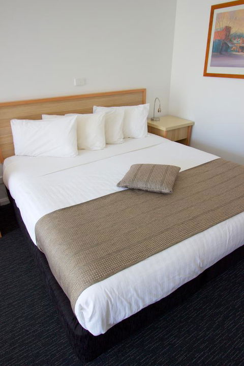 Albury Paddlesteamer Motel - Accommodation Main Beach 32