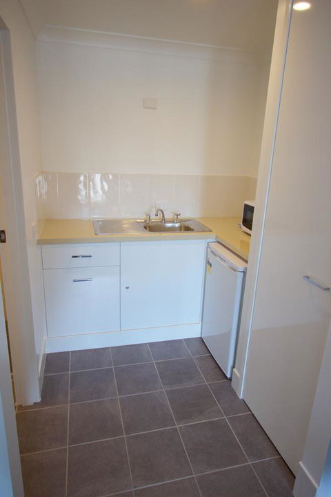 Albury Paddlesteamer Motel - Accommodation Main Beach 22