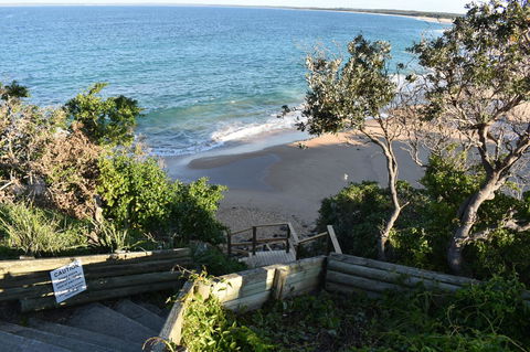 Neptune I Absolute Beachfront I Stunning Views - Accommodation Main Beach 38