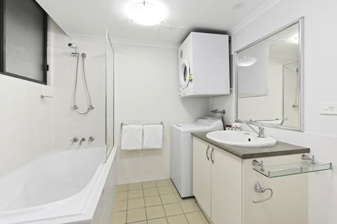 Club Wyndham Flynns Beach, Trademark Collection By Wyndham - Accommodation Main Beach 18