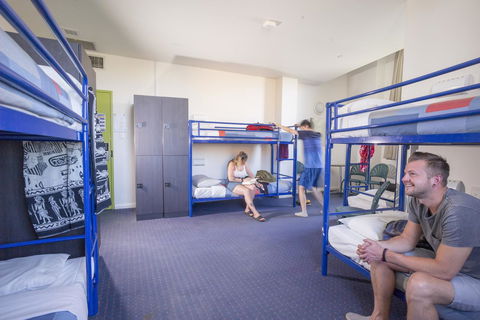 YHA Sydney Central - Accommodation Main Beach 12