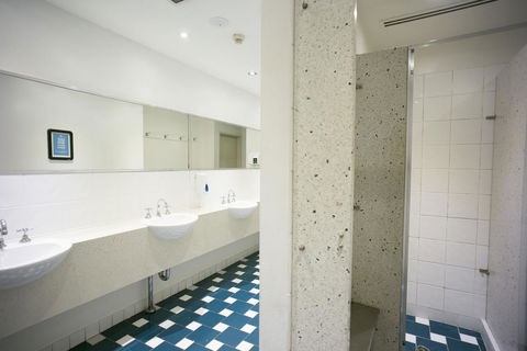 YHA Sydney Central - Accommodation Main Beach 15