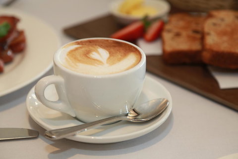 Peppers The Hills Lodge - Accommodation Main Beach 4