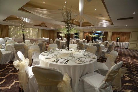 Peppers The Hills Lodge - Accommodation Main Beach 6