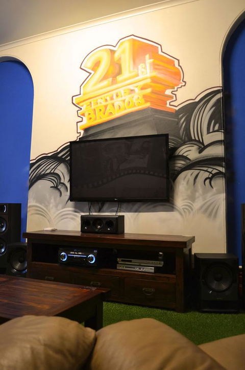 Mad Monkey Kings Cross - Accommodation Main Beach 17