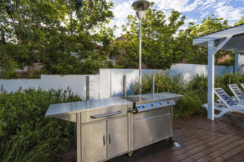 Oaks Nelson Bay Lure Suites - Accommodation Main Beach 7