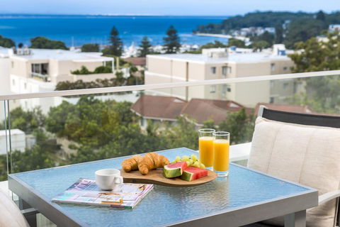 Oaks Nelson Bay Lure Suites - Accommodation Main Beach 6