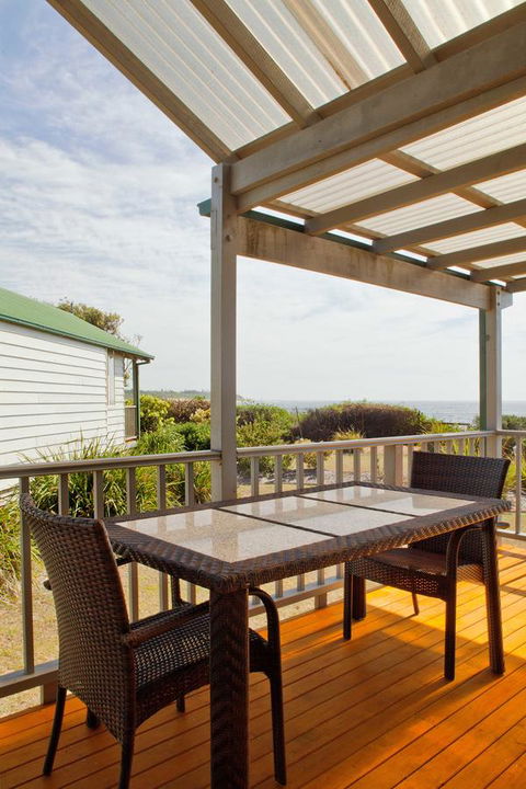 Blue Lagoon Beach Resort - Accommodation Main Beach 33