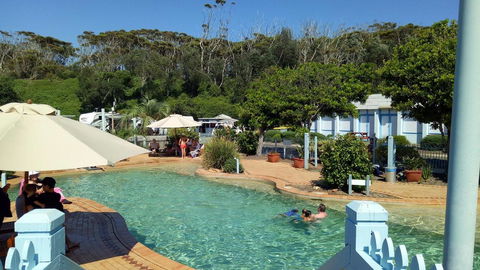 Blue Lagoon Beach Resort - Accommodation Main Beach 17