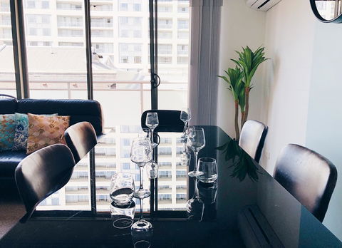 DD Apartments On Darling Harbour - Accommodation Main Beach 5