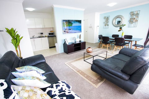 DD Apartments On Darling Harbour - Accommodation Main Beach 3