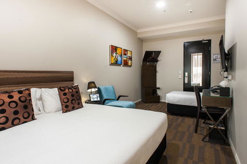 57Hotel - Accommodation Main Beach 4