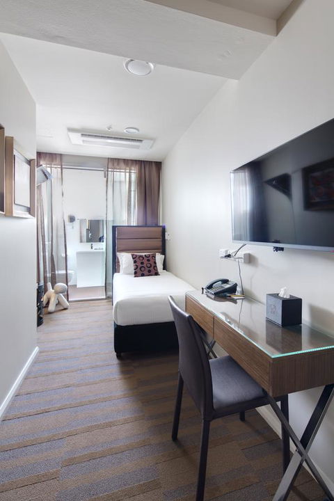 57Hotel - Accommodation Main Beach 11