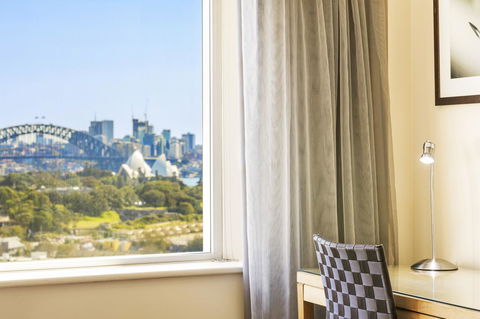 Holiday Inn Sydney Potts Point - Accommodation Main Beach 18