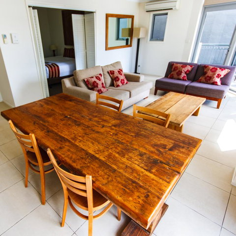 Byron Bay Hotel And Apartments - Accommodation Main Beach 9