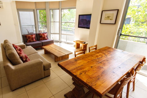 Byron Bay Hotel And Apartments - Accommodation Main Beach 11