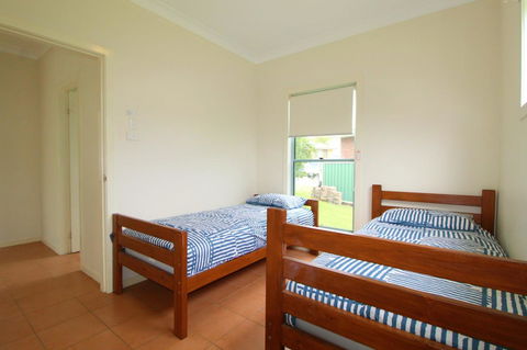 Anglesea, 17 Hodgson Street - Accommodation Main Beach 8
