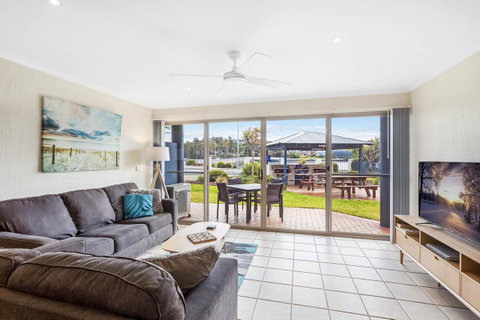 Sails Luxury Apartments Merimbula - Accommodation Main Beach 36