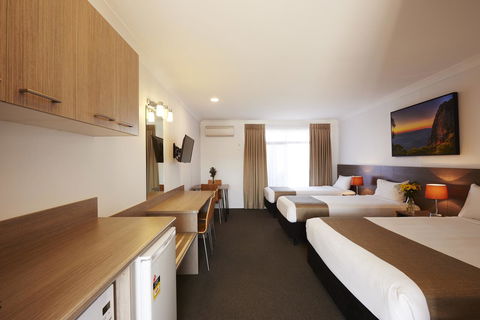 Adelong Motel - Accommodation Main Beach 4