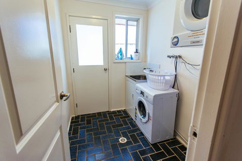 Sunbaker Pet Friendly Awards Finalist 4 Mins Walk To Culburra Beach - Accommodation Main Beach 27