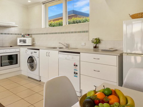 Seashells Apartments Merimbula - Accommodation Main Beach 8