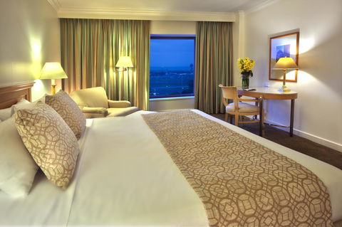 Stamford Plaza Sydney Airport Hotel & Conference Centre - Accommodation Main Beach 6