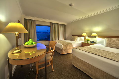 Stamford Plaza Sydney Airport Hotel & Conference Centre - Accommodation Main Beach 12